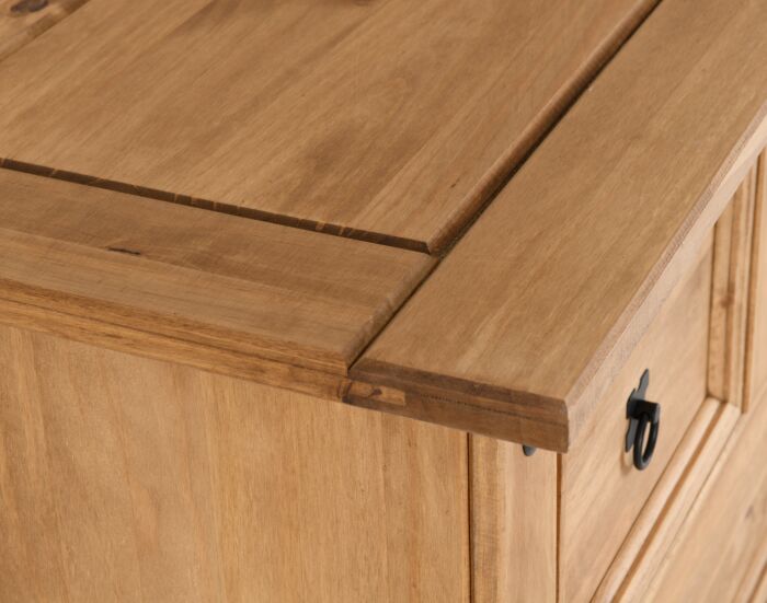 Corona 2+2 Drawer Chest - Distressed Waxed Pine