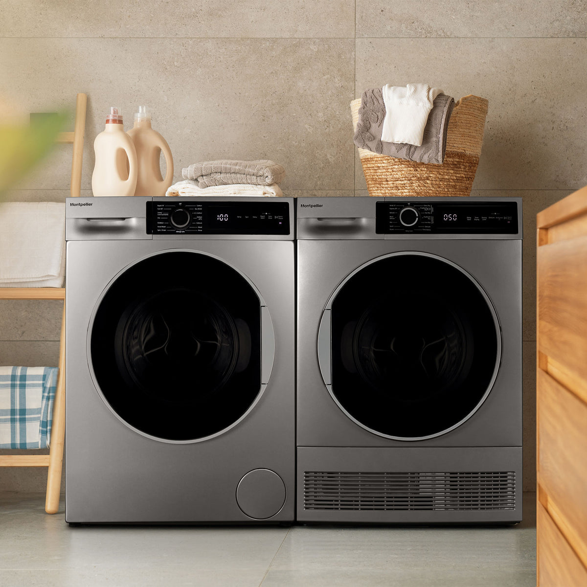 Montpellier MTDC8SDS 8Kg Condenser Sensor Dry Tumble Dryer in Silver